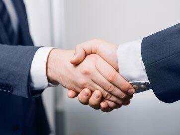 Layanan Hukum Online Profesional & Terpercaya | Yuris Consultant