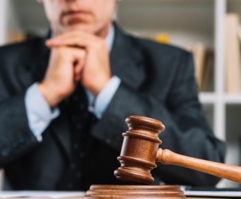 Tim Pengacara Profesional Yuris Consultant